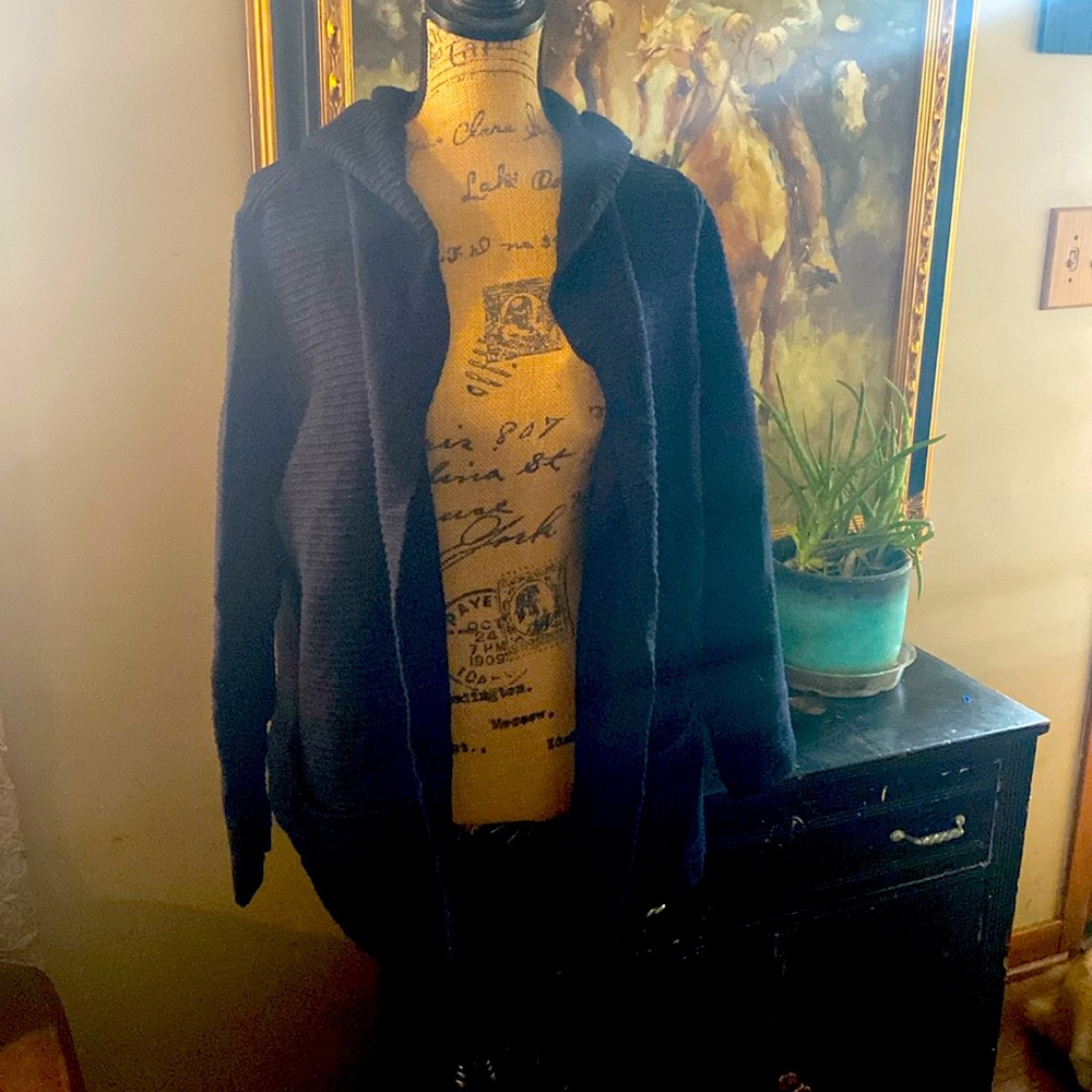 Women’s sweater